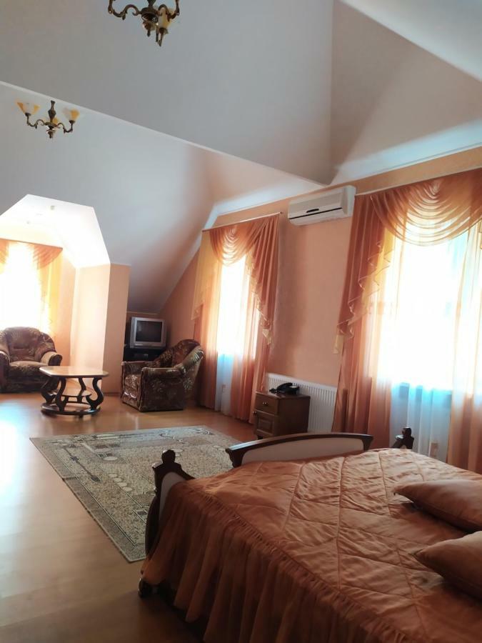 Hotel Tropicana Svitlovods'k Luaran gambar